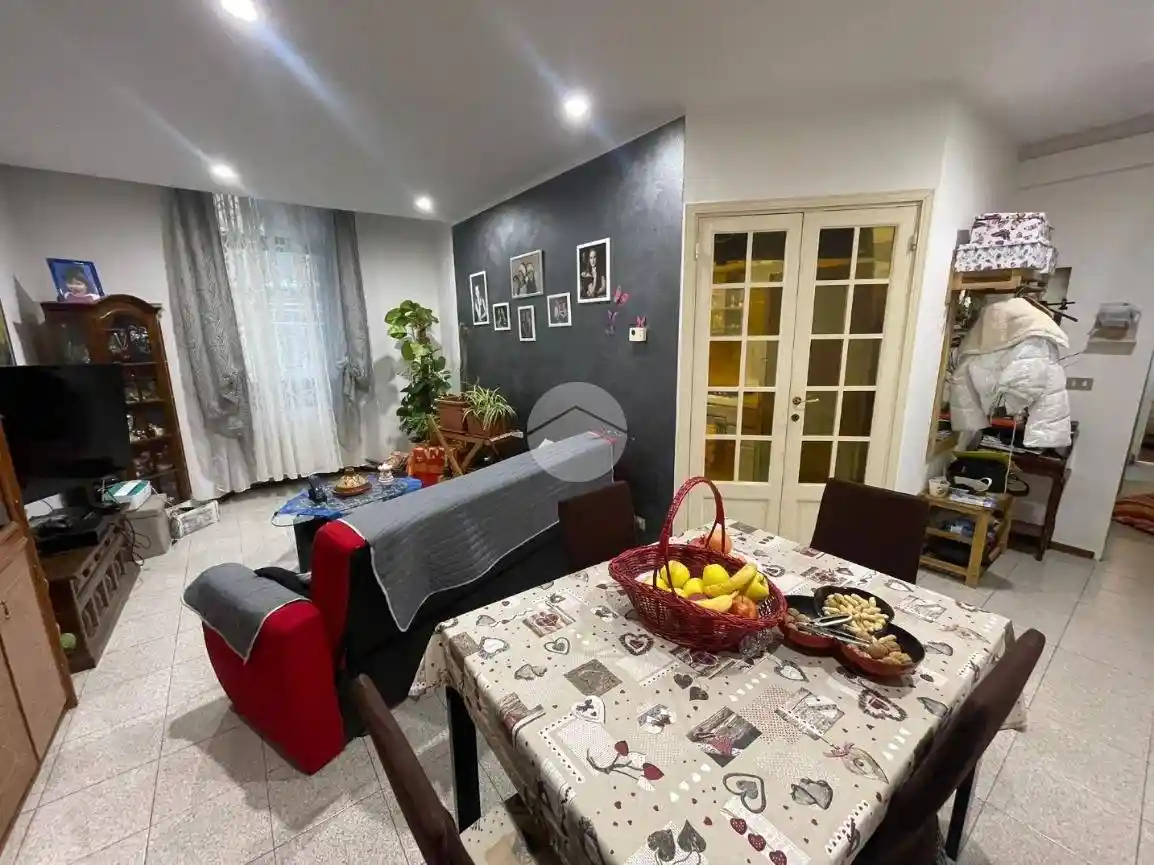 Appartamento in vendita a Valenza