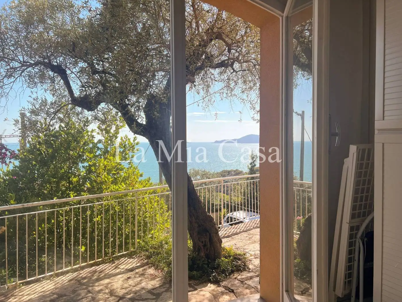 Appartamento in vendita a Lerici