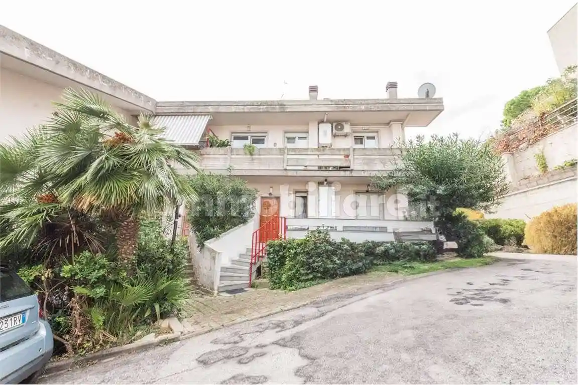 Appartamento buono stato, primo piano, Colle del Telegrafo - Colle Scorrano, Pescara - foto 3