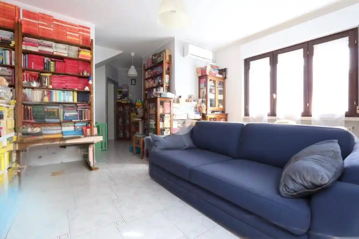 Trilocale via Dei Ciclamini 8, San Martino Bassa, Città Sant'Angelo - foto 4