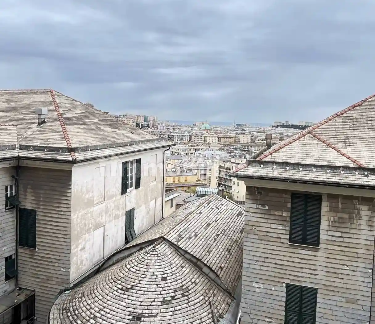 Appartamento in vendita a Genova