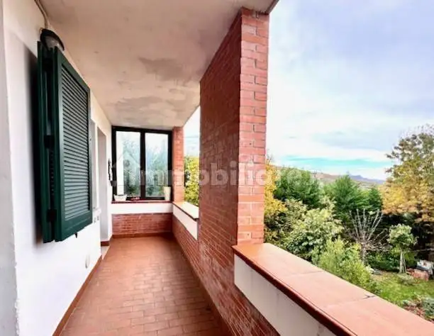 Appartamento in vendita a Alto Reno Terme