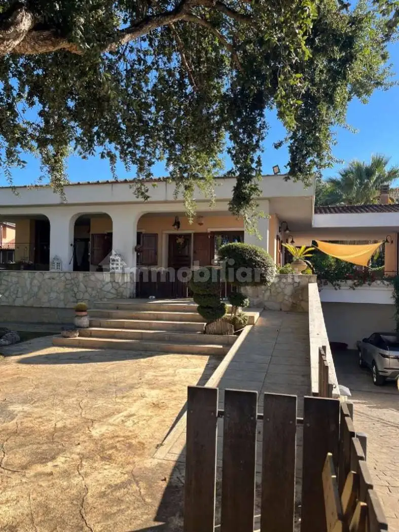 Villa in vendita a Roma