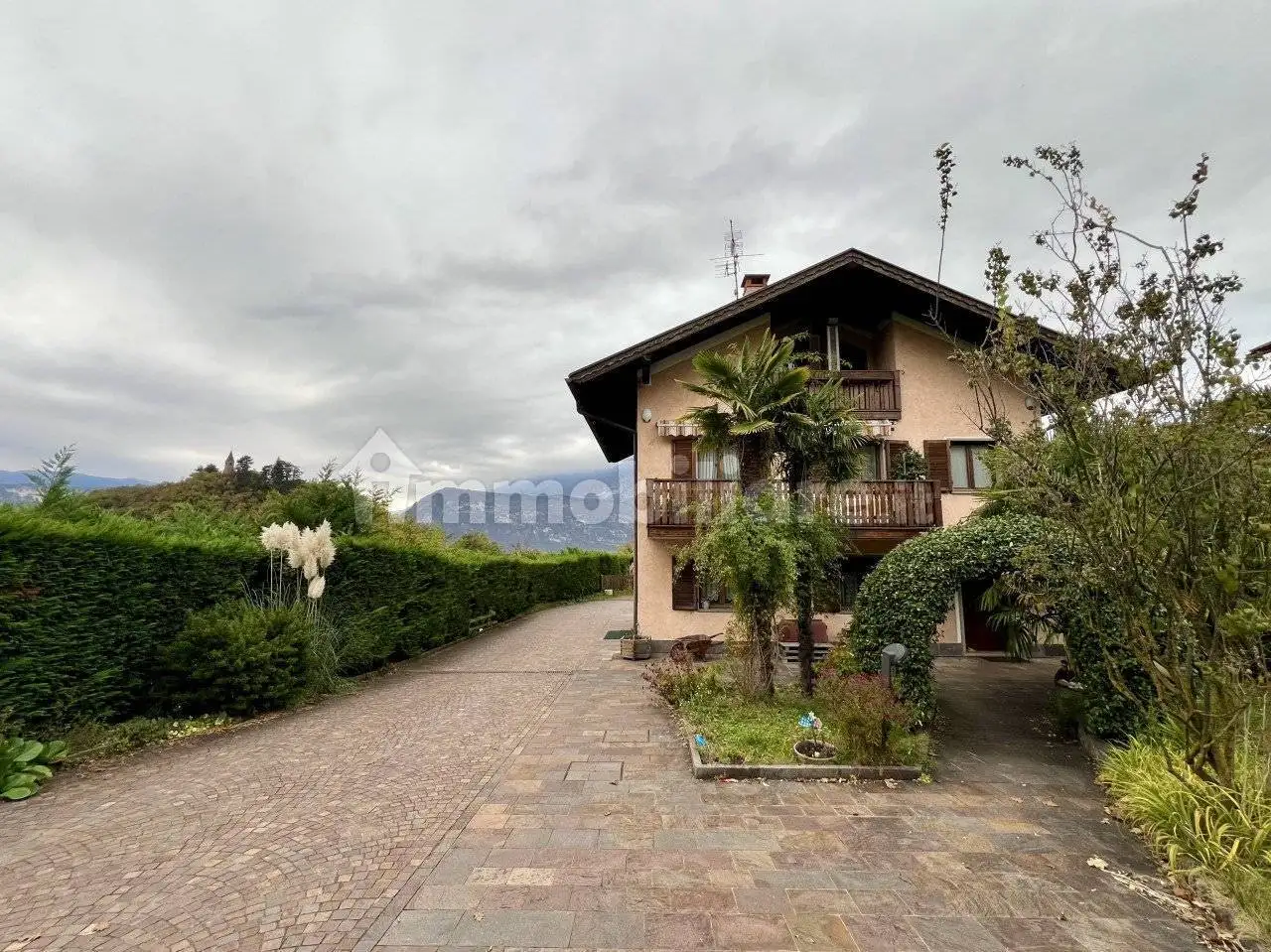 Casa indipendente in vendita a Trento