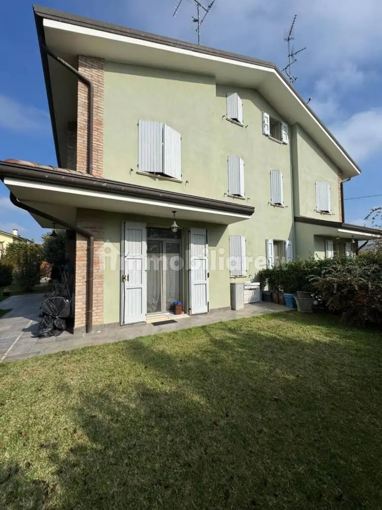 Villa in vendita a Pieve di Cento