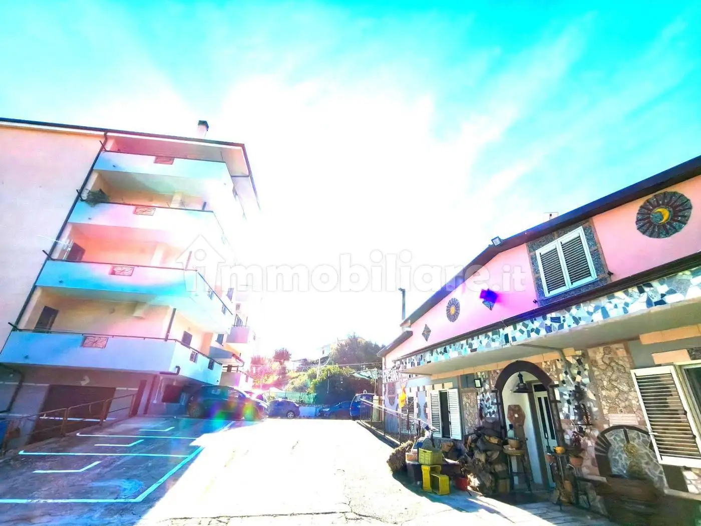 Palazzo - Edificio in vendita a Catanzaro