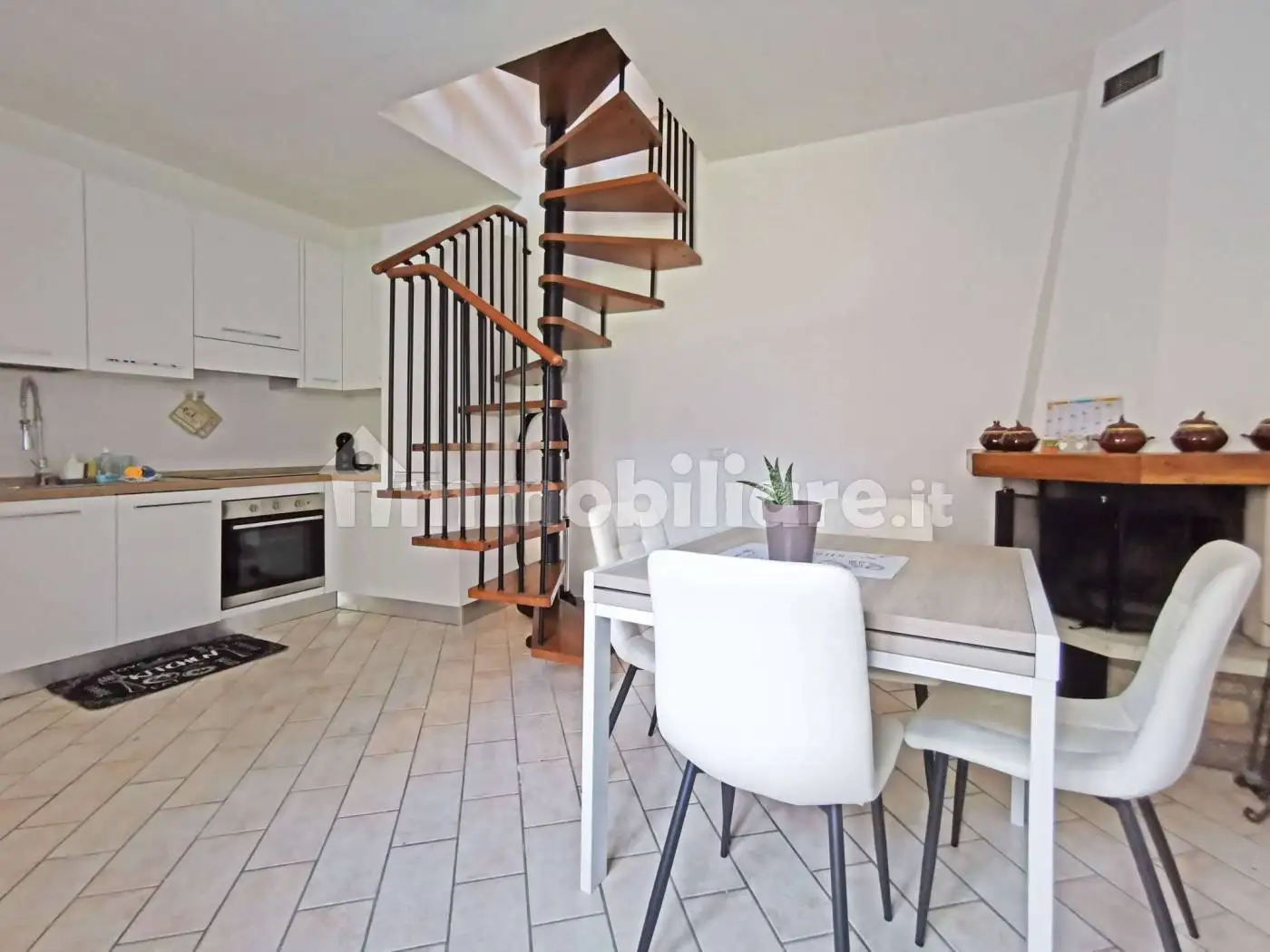 Appartamento in vendita a Massino Visconti