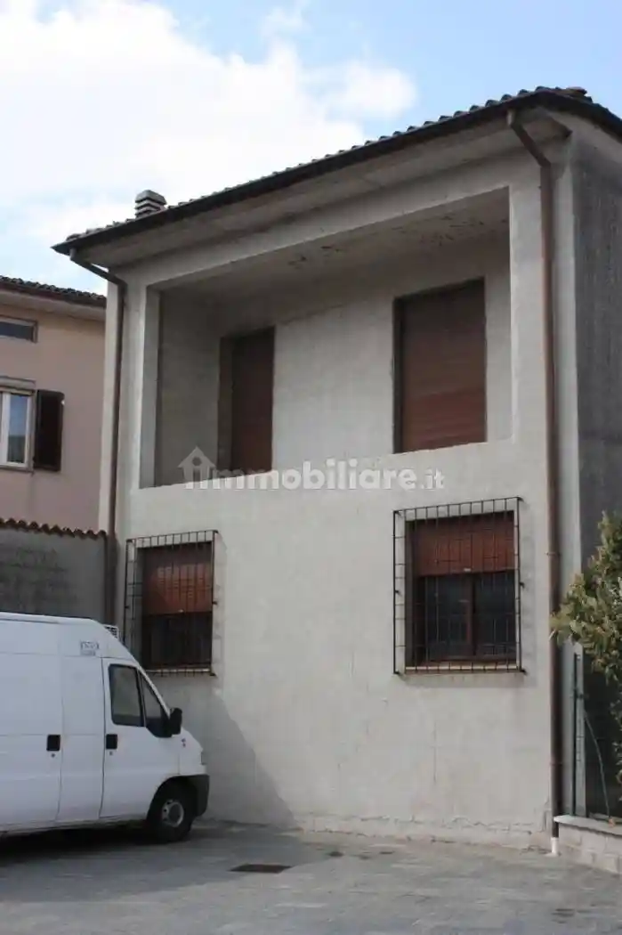 Terratetto unifamiliare piazza Chiesa 9, Centro, Acquanegra Cremonese - foto 3