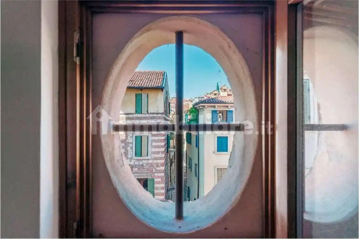 Appartamento in vendita a Verona