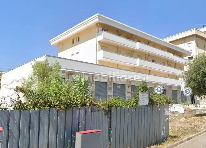 Trilocale via San Pio da Pietralcina, Centro, Vibo Valentia - foto 3