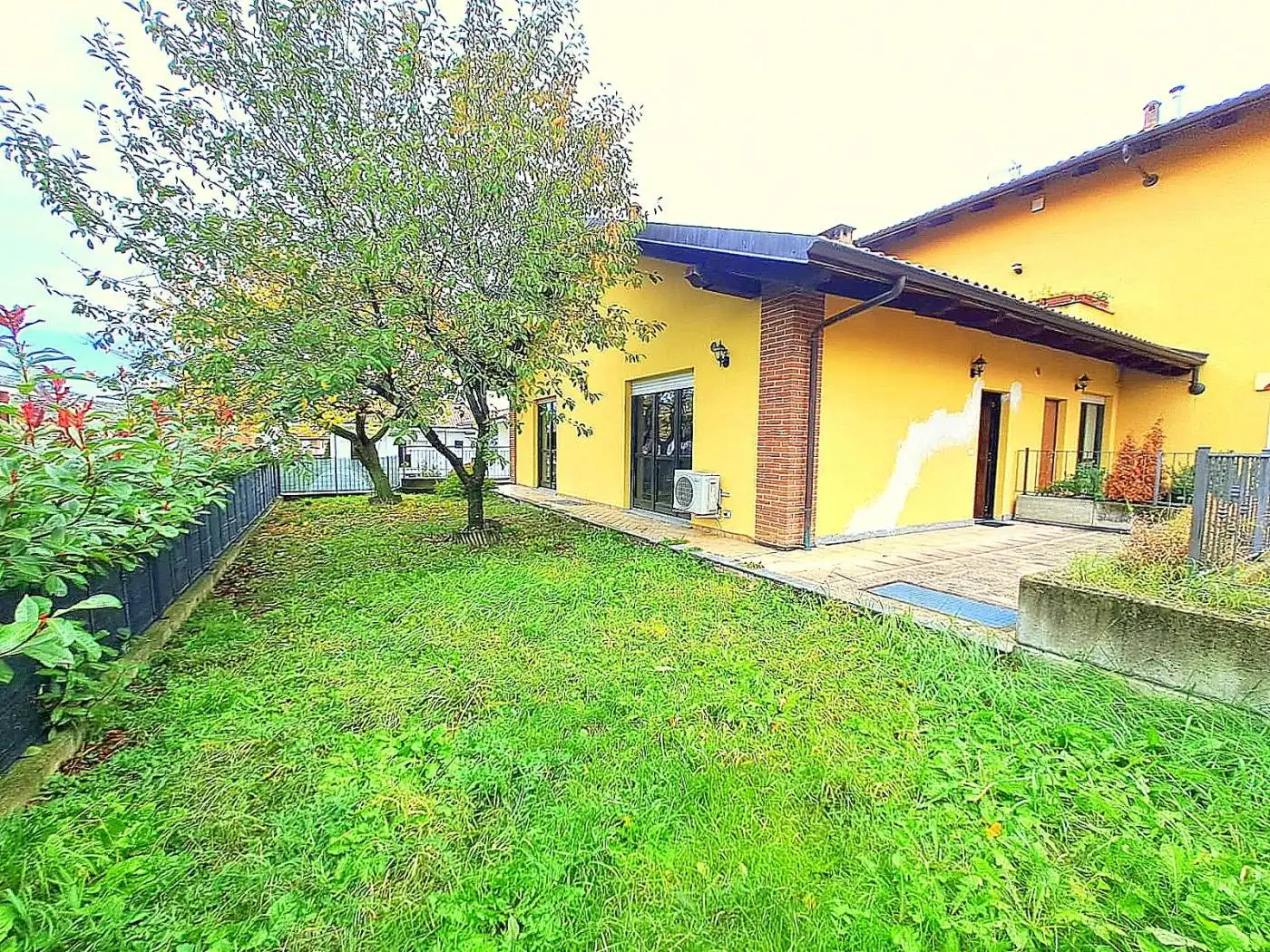 Terratetto unifamiliare via Pompeo Colajanni 1, Bagnolo Piemonte - foto 2