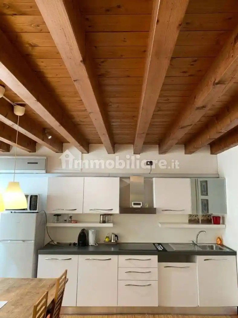 Bilocale vicolo Disciplina ,8, Castello - Via Musei, Brescia - foto 5