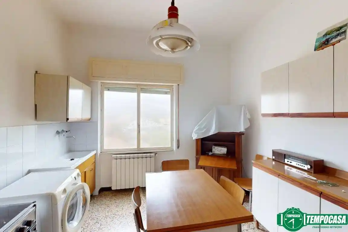 Trilocale via 4 Novembre 7, Centro, Borghetto di Vara - foto 5