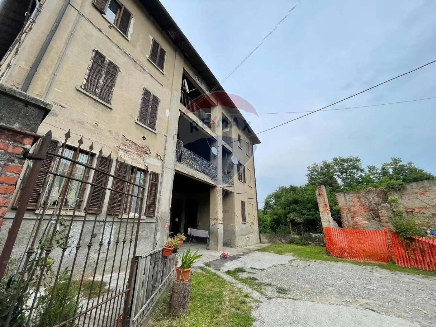 Palazzo - Edificio in vendita a Casnate con Bernate