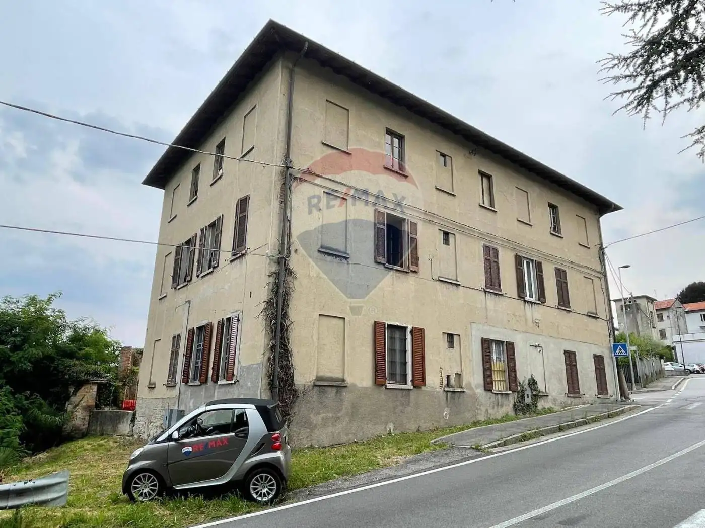 Palazzo - Edificio in Vendita - foto 2