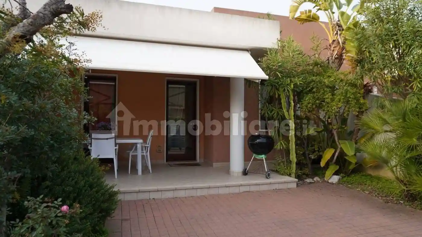 Villa unifamiliare via Torre Testa, 39, Betlemme - Aeroporto, Brindisi - foto 3