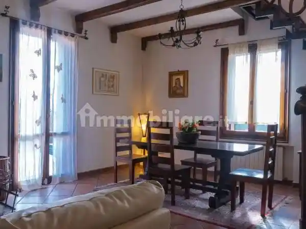 Villa bifamiliare, buono stato, 245 m², Centro, Pianoro - foto 2