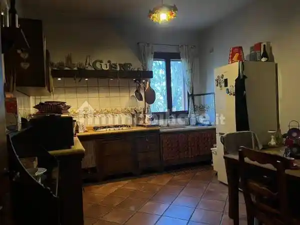 Villa bifamiliare, buono stato, 245 m², Centro, Pianoro - foto 3