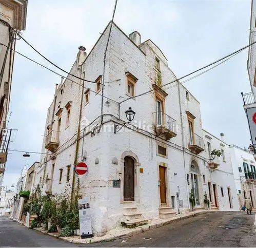 Casa indipendente in vendita a Locorotondo