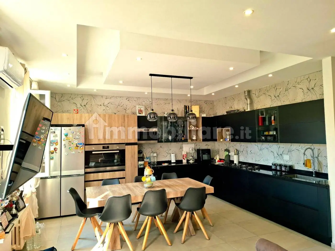 Casa indipendente in vendita a Prato