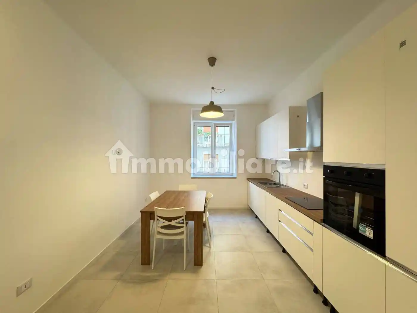 Trilocale via Pietro Ravanas, Libertà, Bari - foto 3