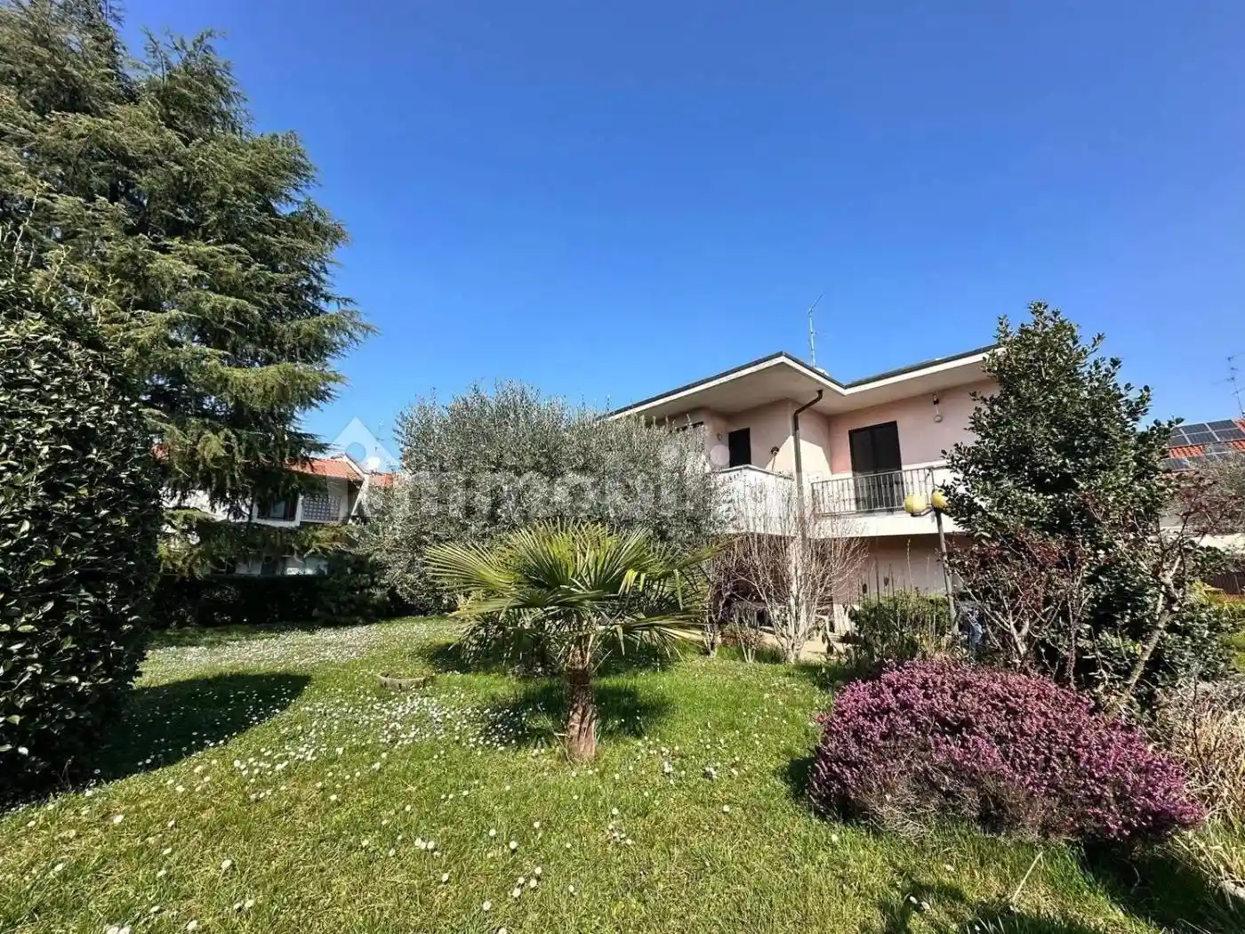 Villa in vendita a Cabiate