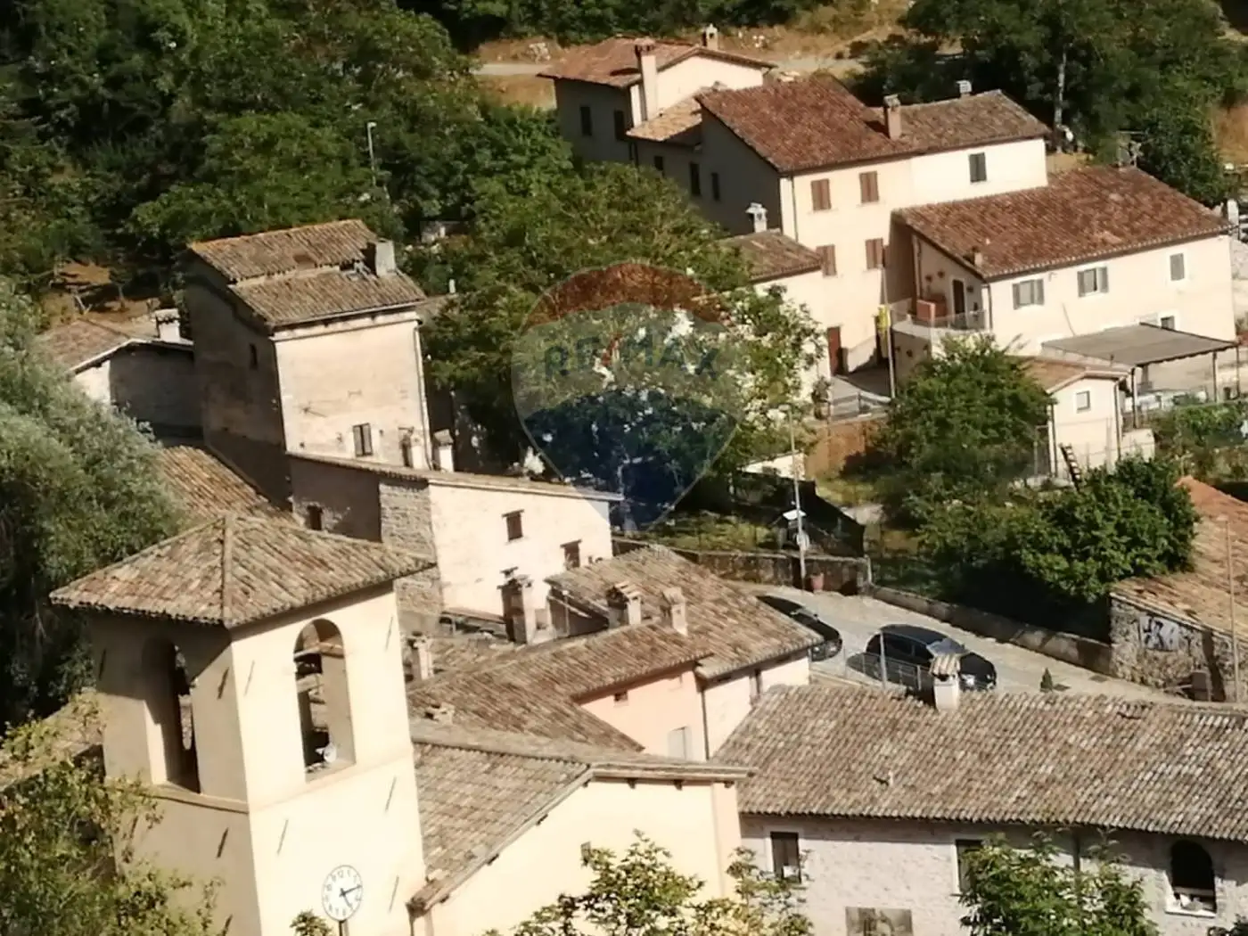 Casa indipendente in vendita a Foligno