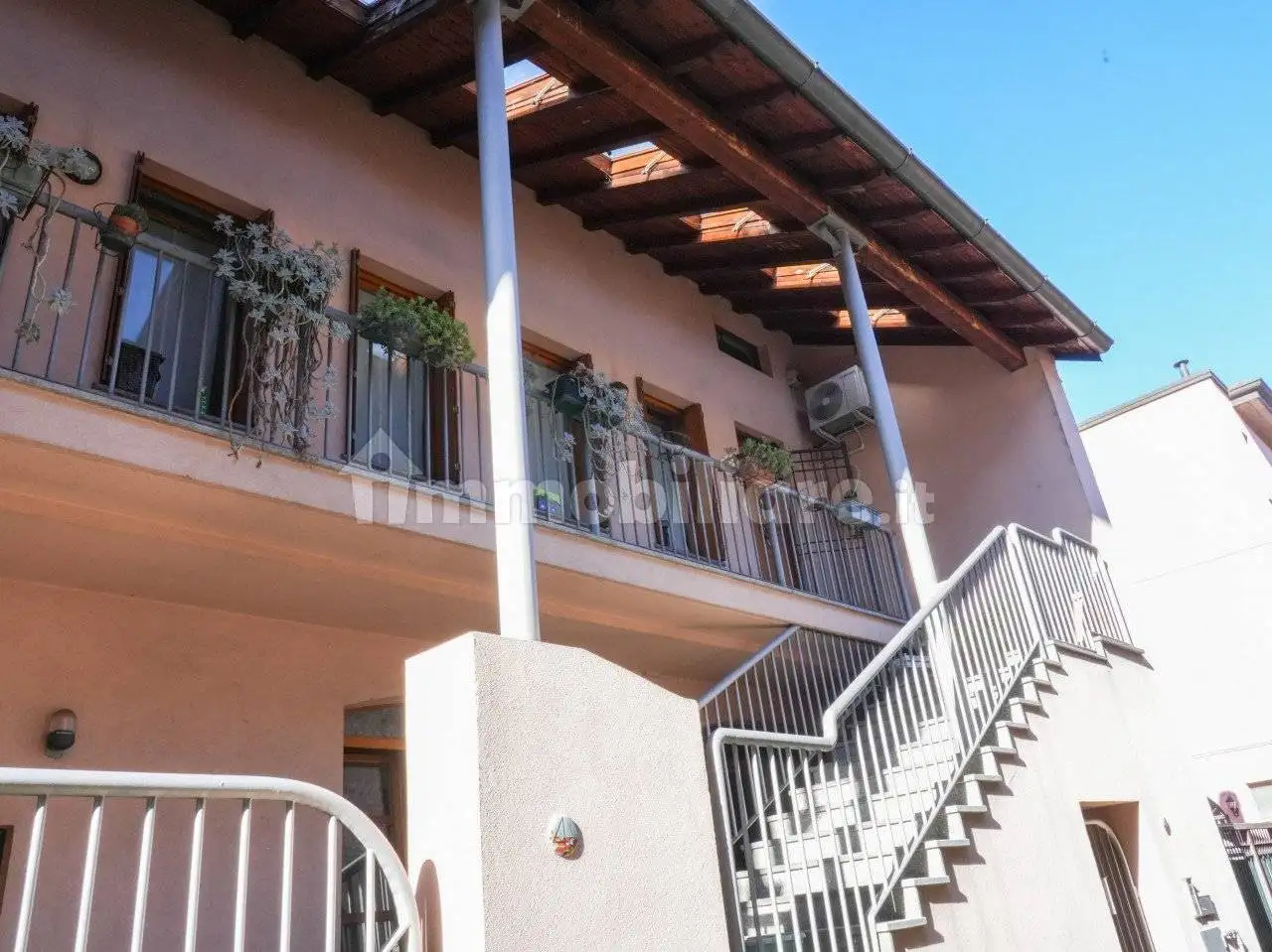 Casa indipendente in vendita a Albiate