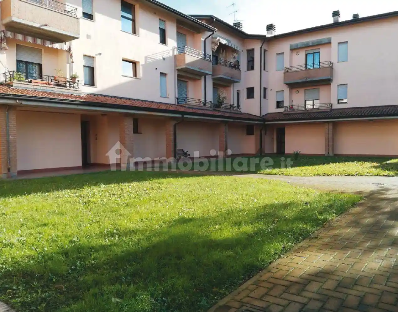 Appartamento in vendita a Cadelbosco di Sopra