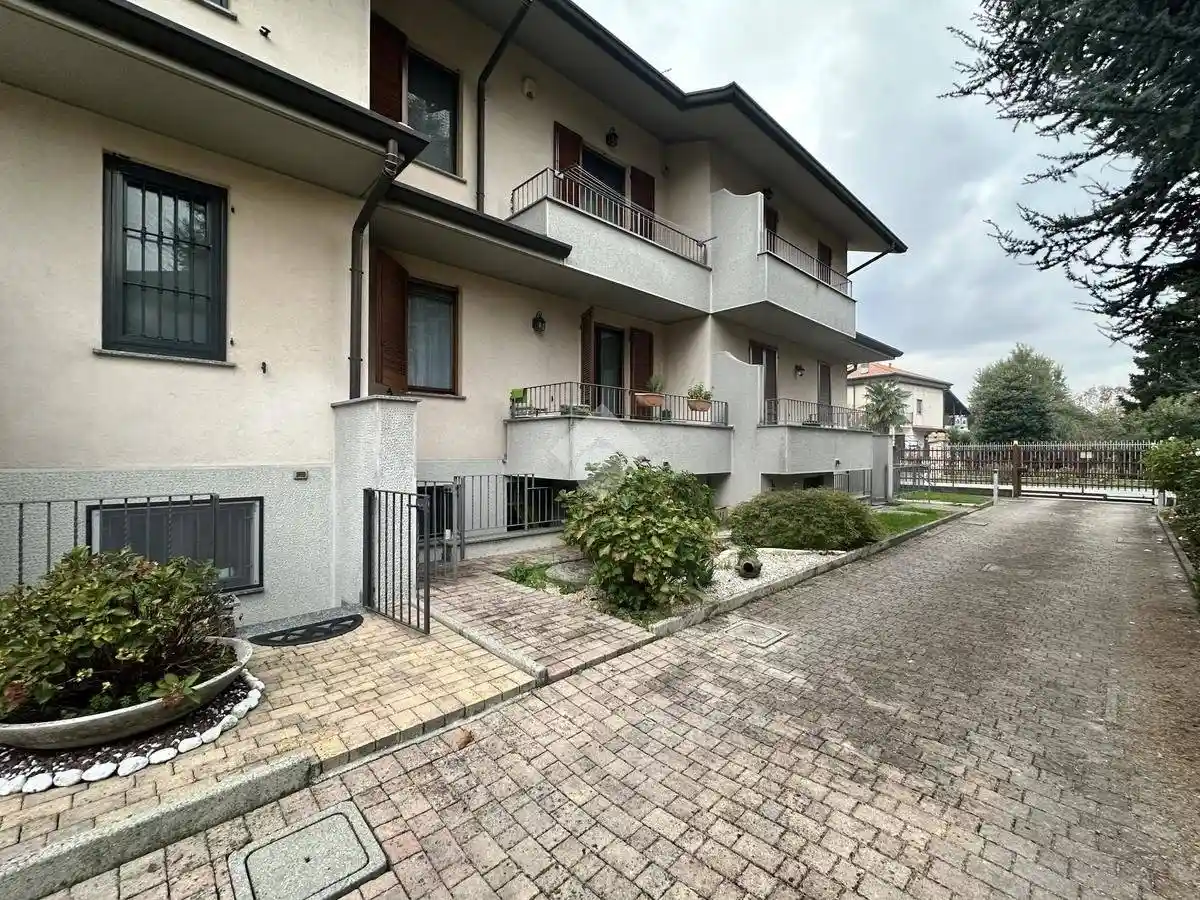 Villetta a schiera - foto 2