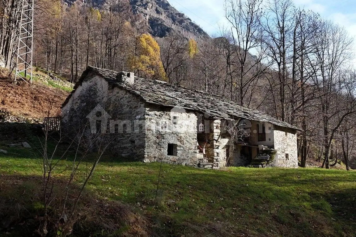 Rustico - Casale in vendita a Traversella