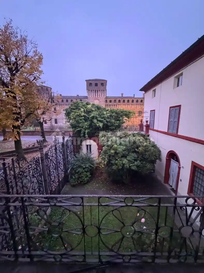 Casa indipendente in vendita a Monticelli d'Ongina
