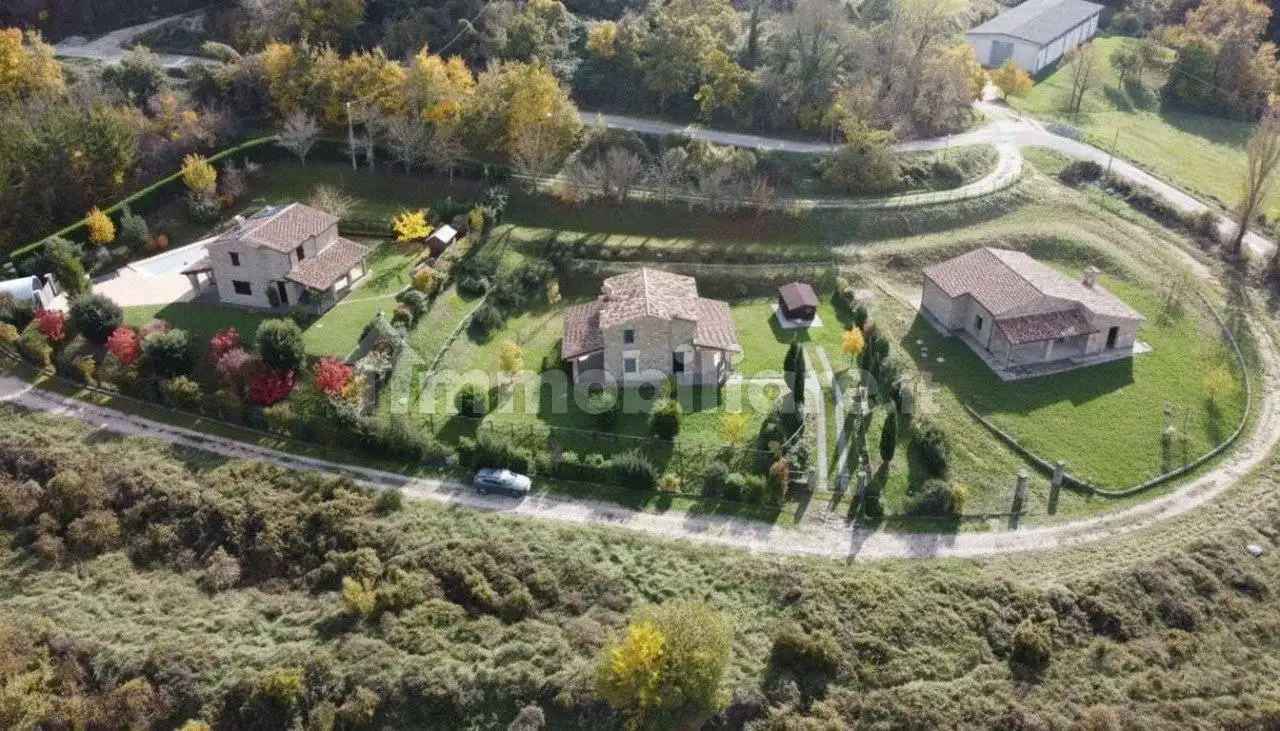 Terratetto unifamiliare Vocabolo Pian di Landuccio, Apecchio - foto 2