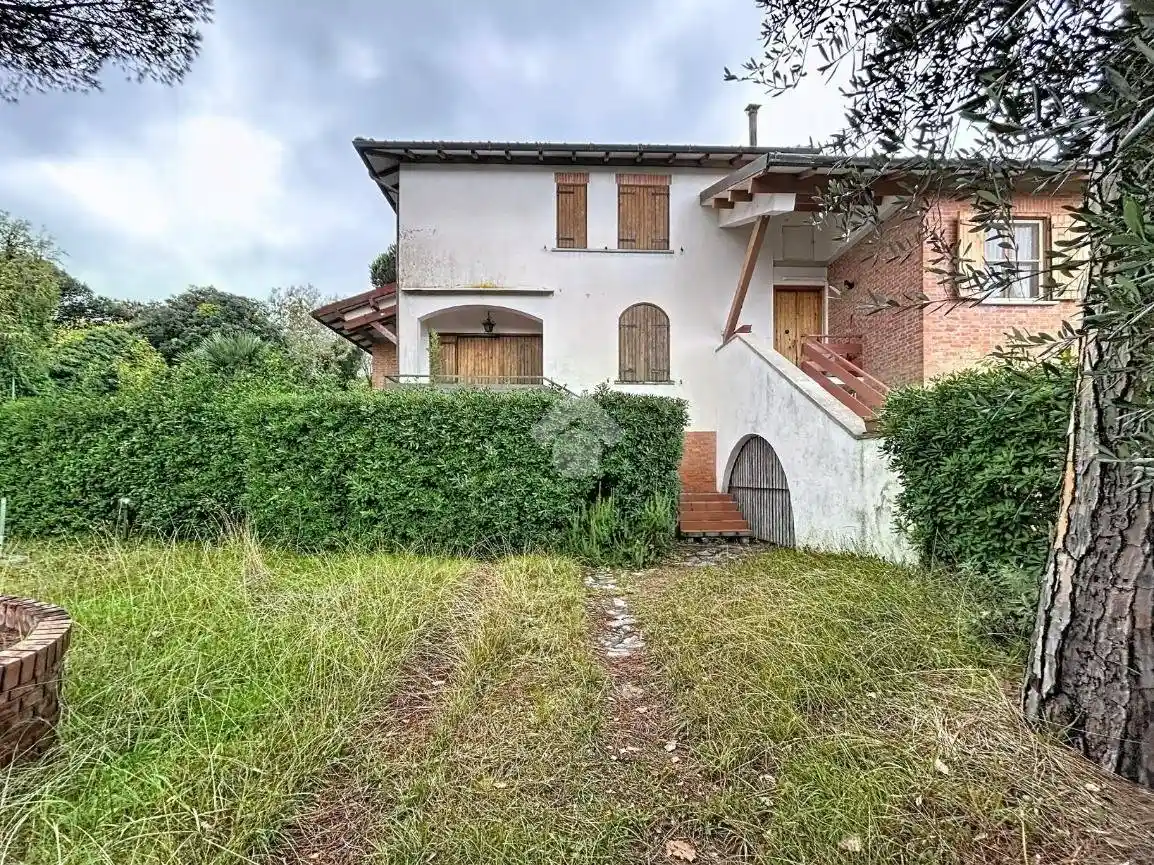 Villa in vendita a Pisa