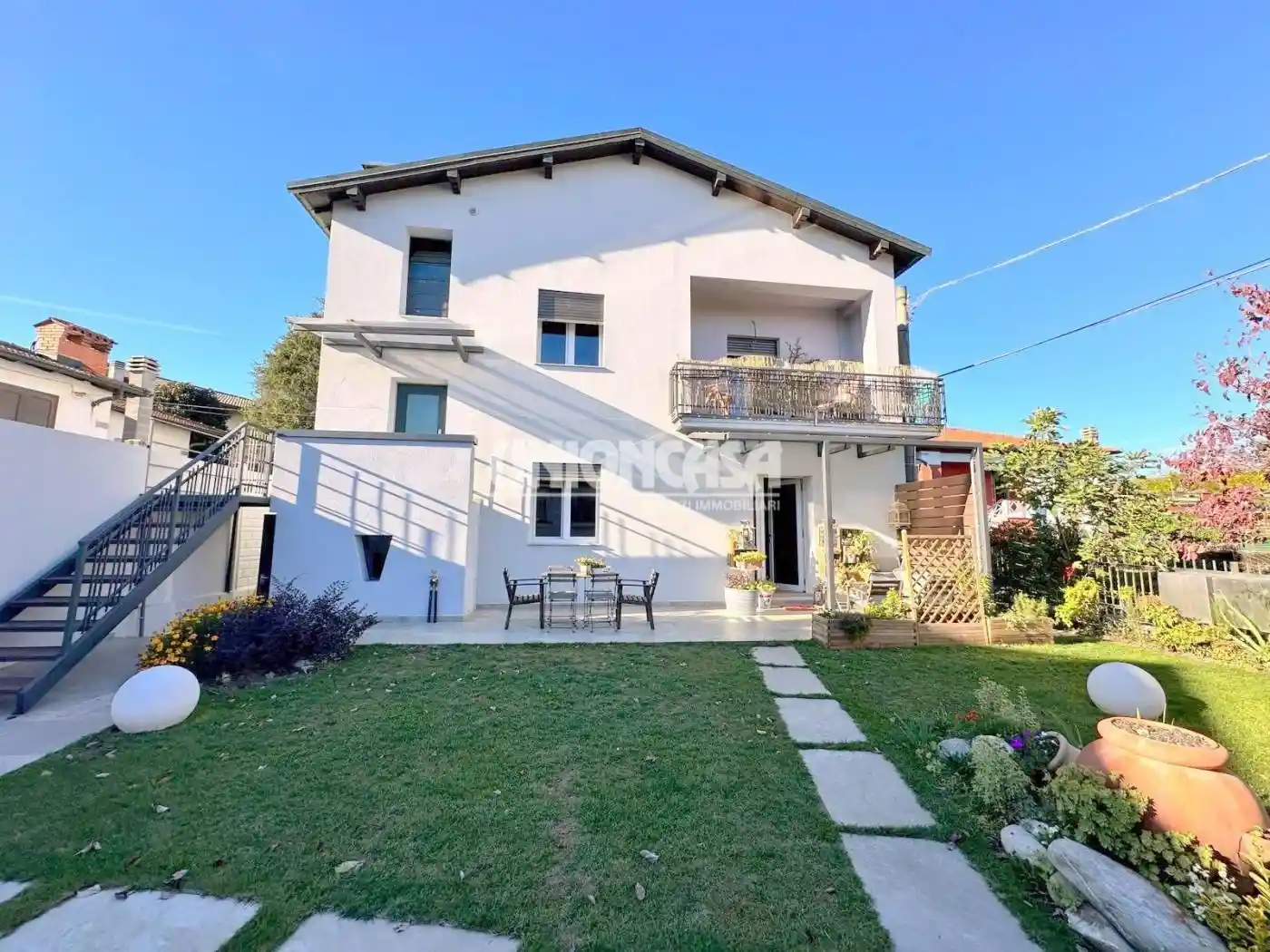 Trilocale via Dante Alighieri, Gaggino, Faloppio - foto 2