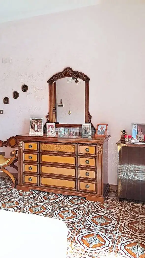 Trilocale 100 m², Semicentro, Aprilia - foto 3