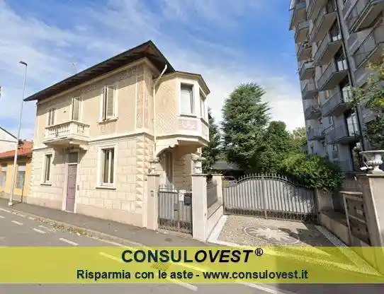 Villa in vendita a Desio