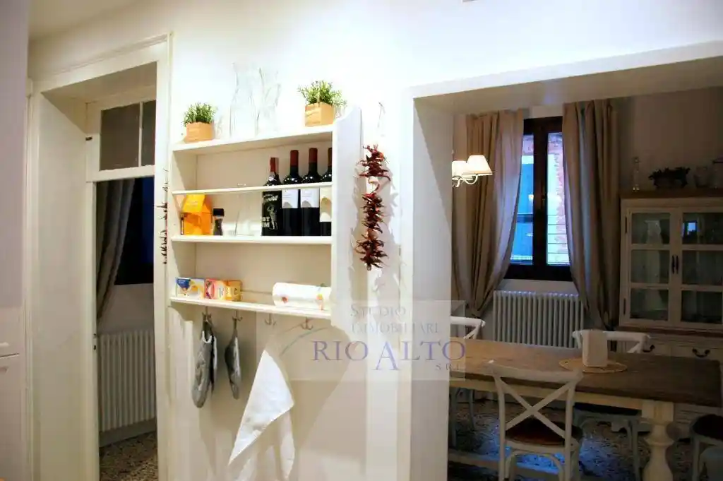 Appartamento ottimo stato, primo piano, Rialto, Venezia - foto 5