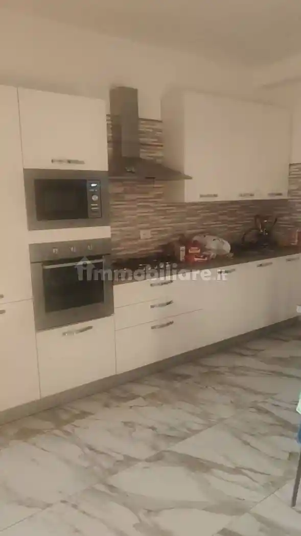 Quadrilocale largo Giovanni XXIII, Nicolosi, Latina - foto 2