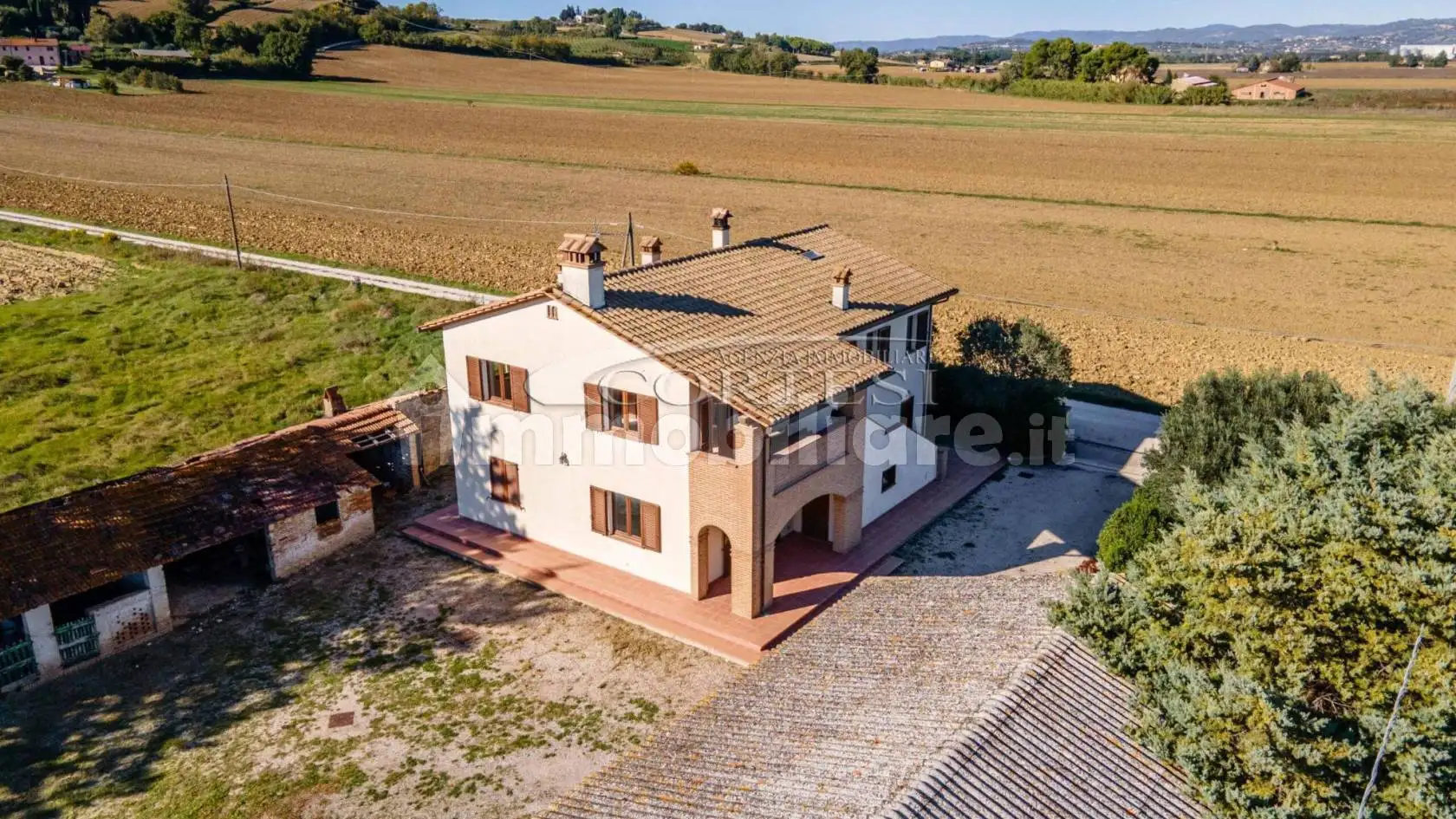 Rustico - Casale in vendita a Torgiano