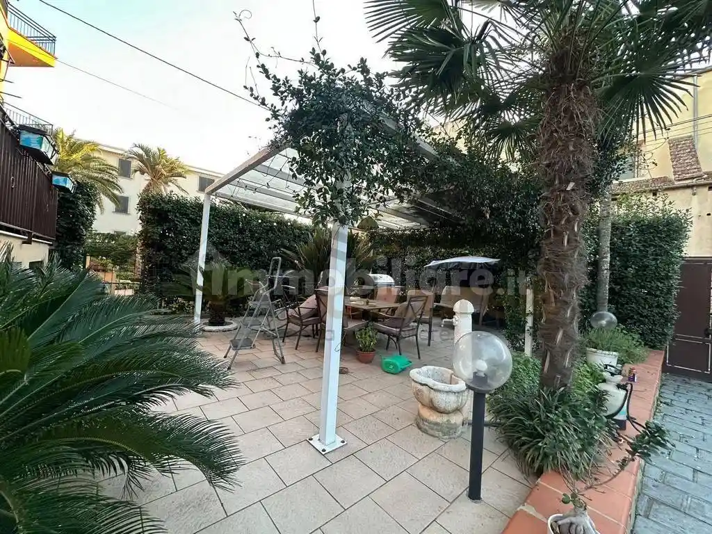 Terratetto plurifamiliare via San Francesco d'Assisi 61, Monaci, Giugliano in Campania - foto 3