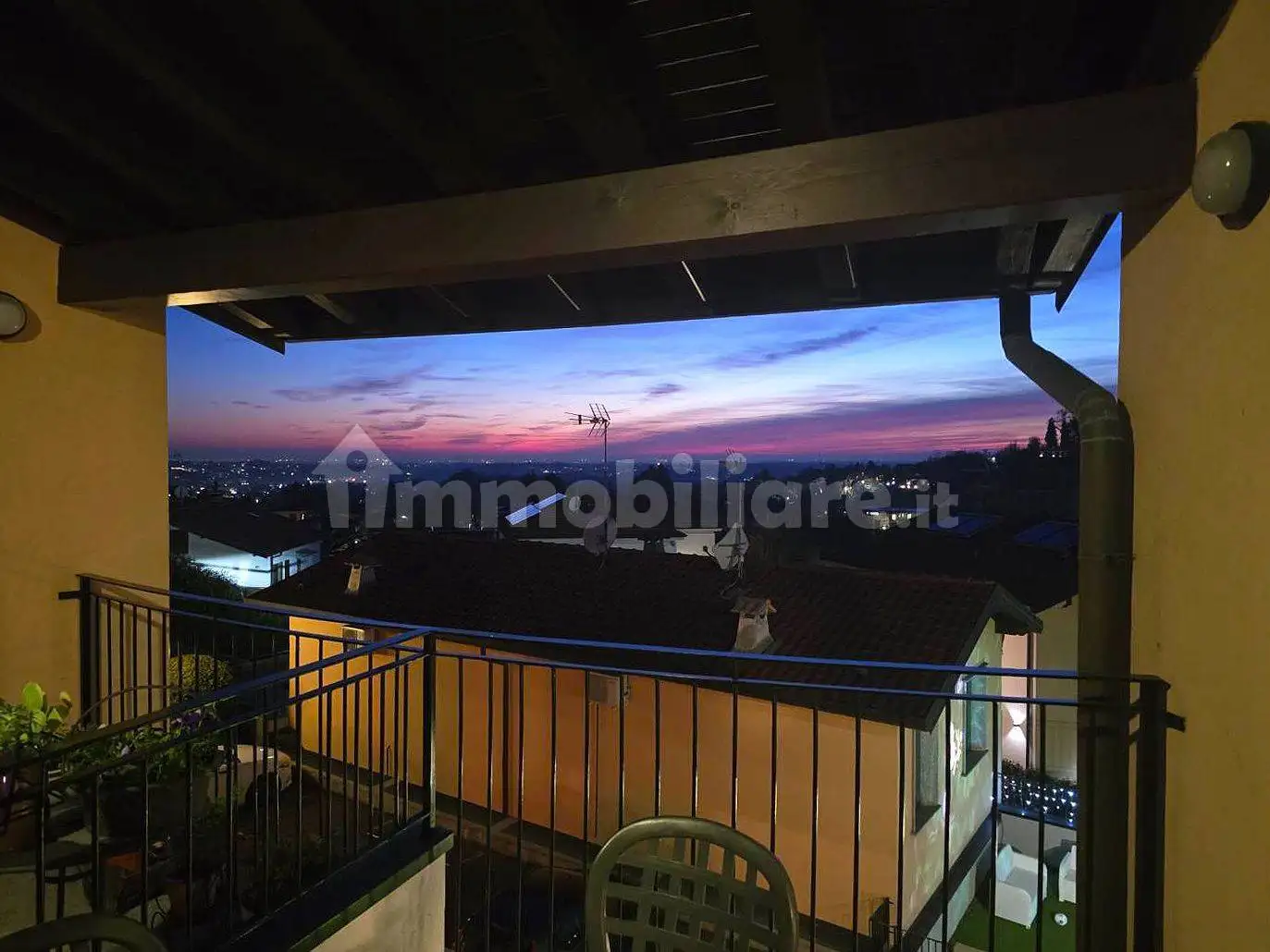 Attico - Mansarda in vendita a Capiago Intimiano