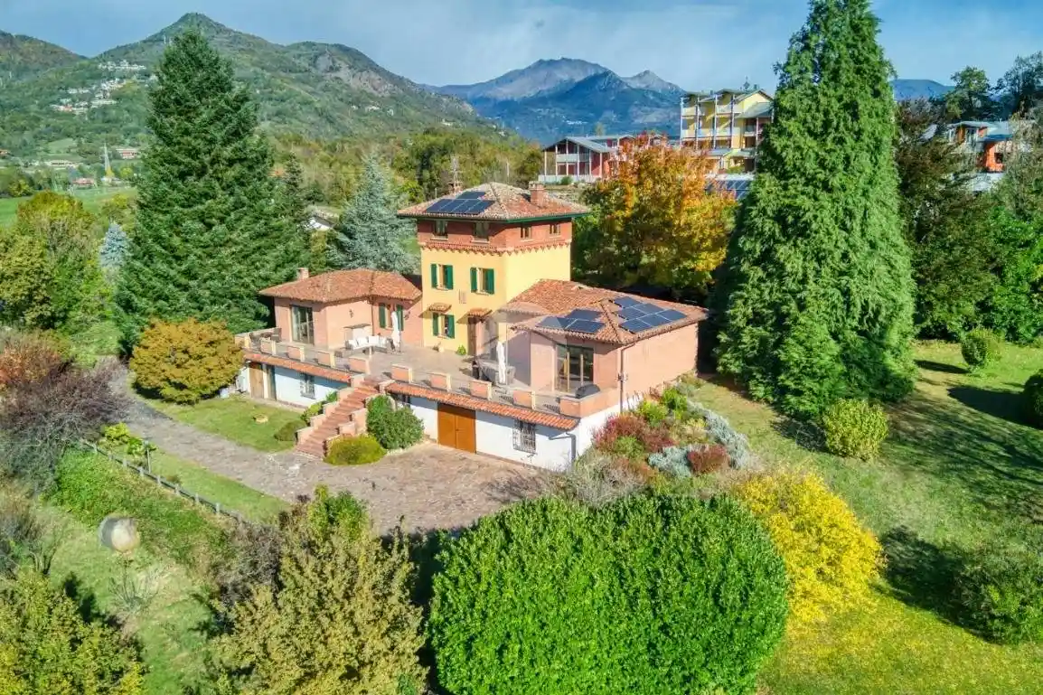 Casa indipendente in vendita a Giaveno