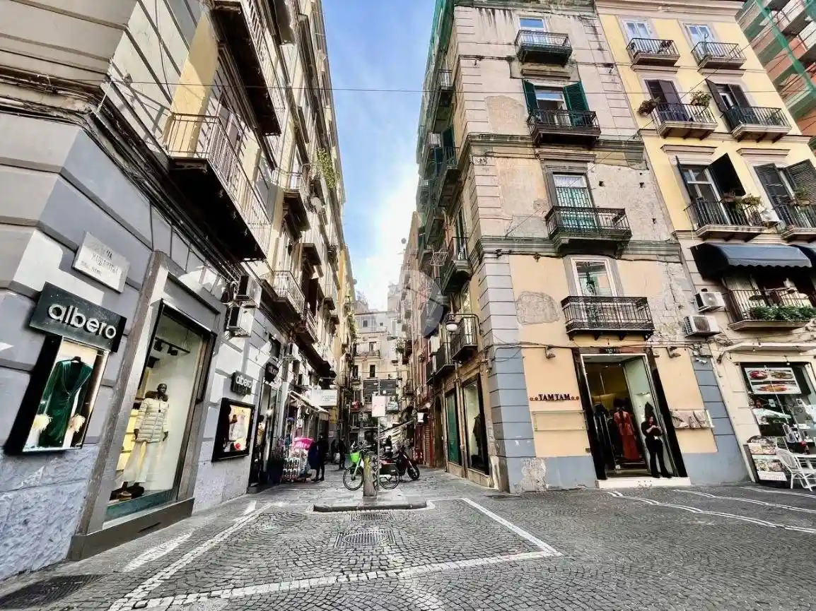Trilocale via Marramarra 16, Borgo Orefici, Napoli - foto 2