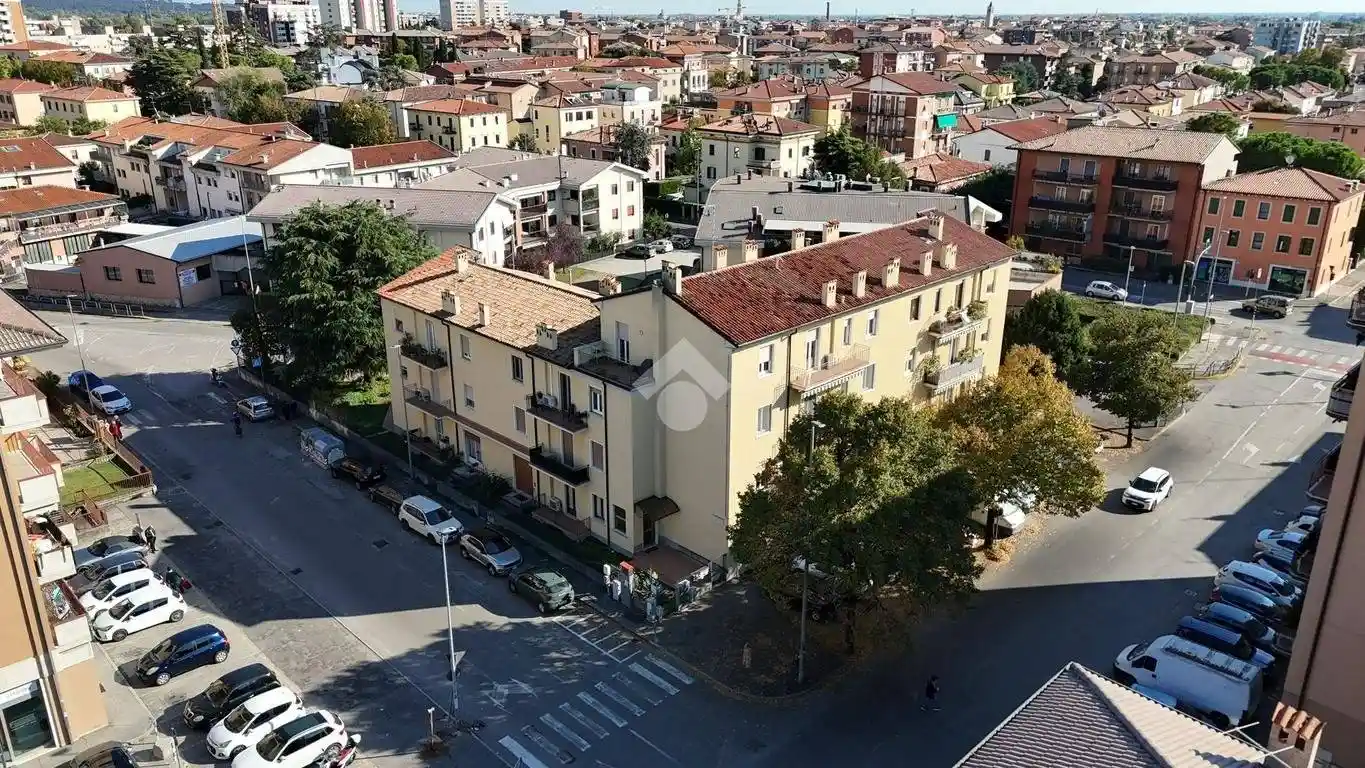 Quadrilocale via villa cozza 12, Santa Croce, Verona - foto 2