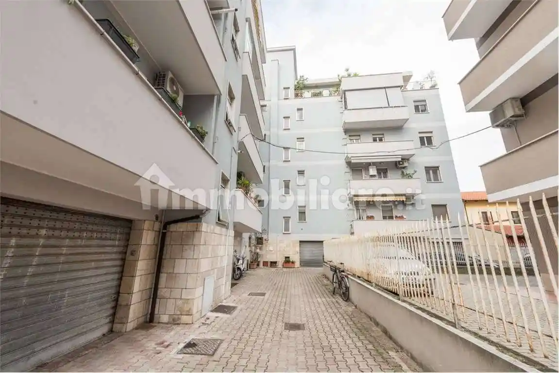 Quadrilocale buono stato, terzo piano, Stazione Centrale - Corso Vittorio, Pescara - foto 2