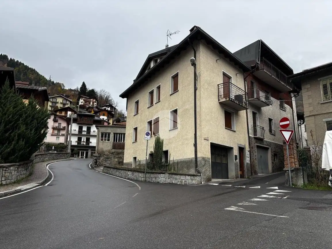 Appartamento in affitto a Vezza d'Oglio