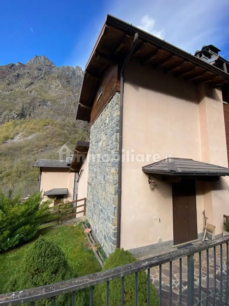 Villetta a schiera in vendita a Valbondione