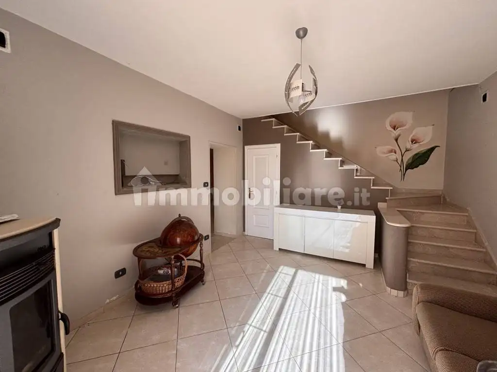 Casa indipendente in vendita a Savignano Irpino