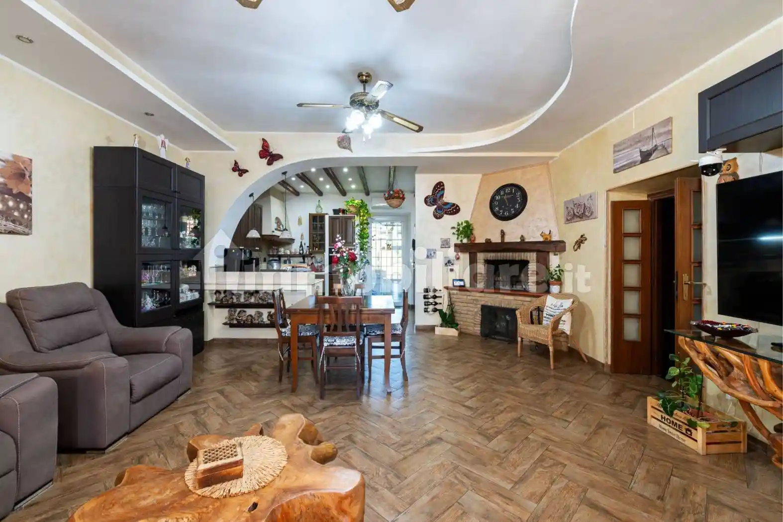 Appartamento in vendita a Guidonia Montecelio